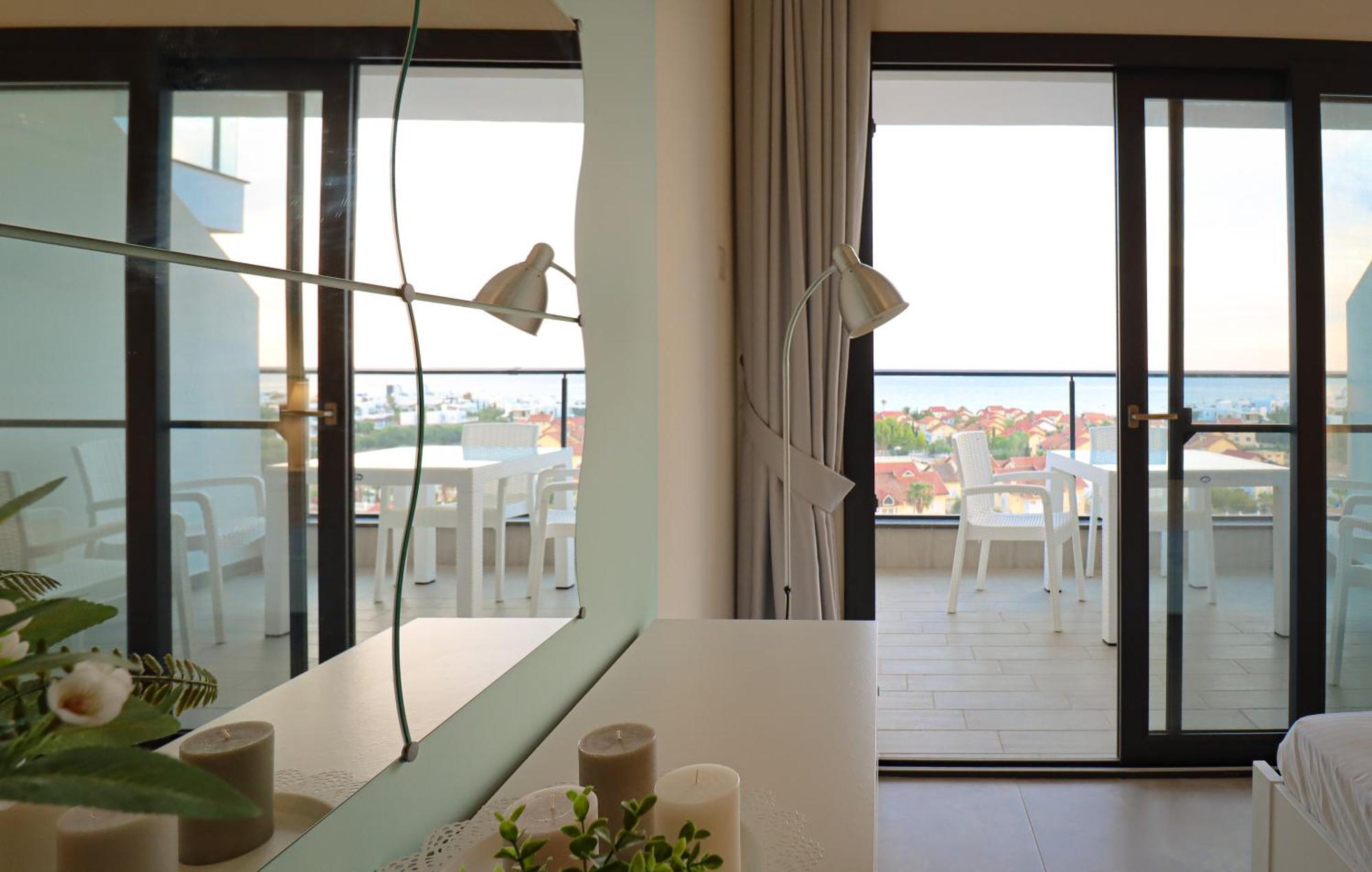 Terra Apartments In Caesar Blue Resort, Fixed Lunch Till 3Pm, Gym, Heated Pool, Sauna, Kids Club Rizokarpaso Екстериор снимка